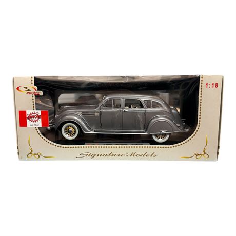 Signature Models 1:18 Die Cast Metal 1936 Chrysler Airflow, In Original Box