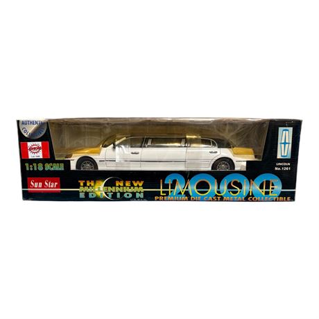 Sun Star 1:18 Die Cast Metal 2000 Lincoln Limousine, In Original Box