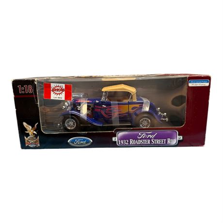 Road Signature 1:18 Die Cast Metal Ford 1932 Roadster Street Rod