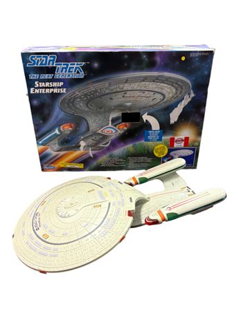 1992 Playmates Star Trek The Next Generation Star Ship Enterprise