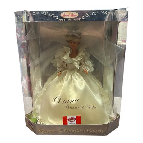 1997 Diana Princess Of Wales Queen Of Peoples Hearts Doll, In Original Box