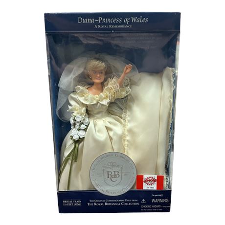 1997 Royal Britannia Collection Diana Princess Of Wales A Royal Remembrance Doll