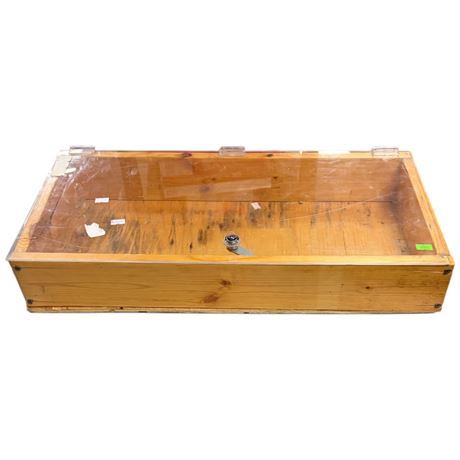 Wood Table Top Showcase With Plexi Glass Cover