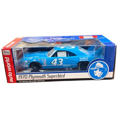 1:24 Die Cast Auto World Richard Pettys #43 1970 Plymouth Superbird