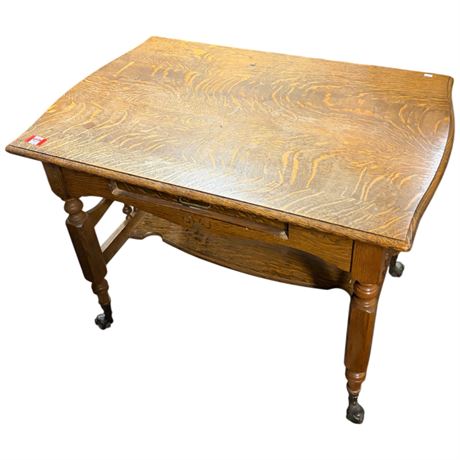 Rare Quarter Sawn Oak Knee Hole Desk With Draw And Ball & Claw Feet