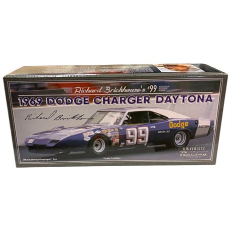 1:24 Die Cast Richard Brickhouses #99 1969 Dodge Charger Daytona