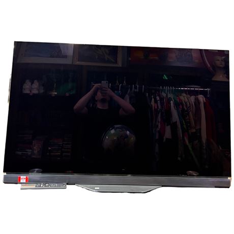 Lg 55'' TV Oled Model 55E7P, With Remote