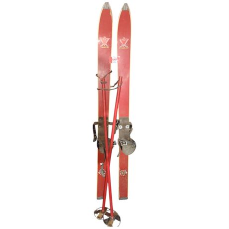 Pair Of Chalet Junior Childs Skis
