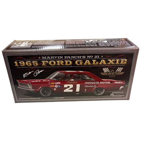 1:24 Die Cast Marvin Panchs #21 1965 Ford Galaxie