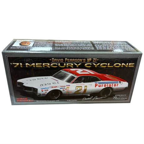 Autographed 1:24 Die Cast David Pearsons #21 '71 Mercury Cyclone