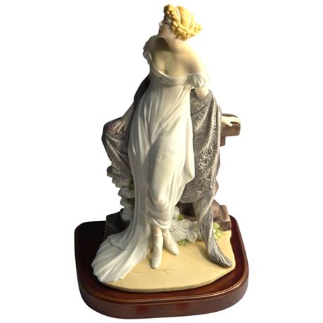 Heirloom Tradition Icart Porcelain Figurine