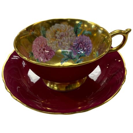 Vintage Double Stamped Paragon "Chrysanthemum Floating On Gold" Tea Cup & Saucer