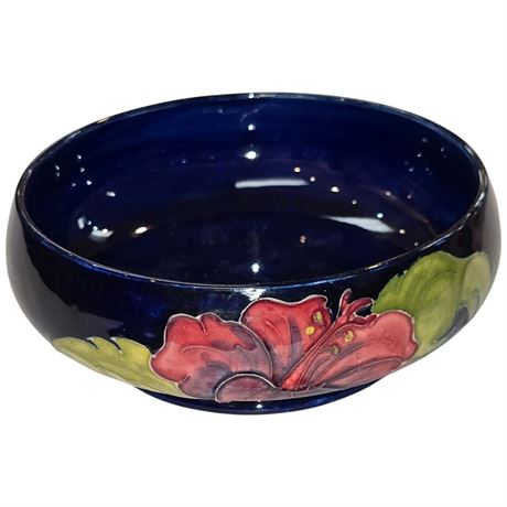Vintage Moorcroft "Hibiscus" Bowl