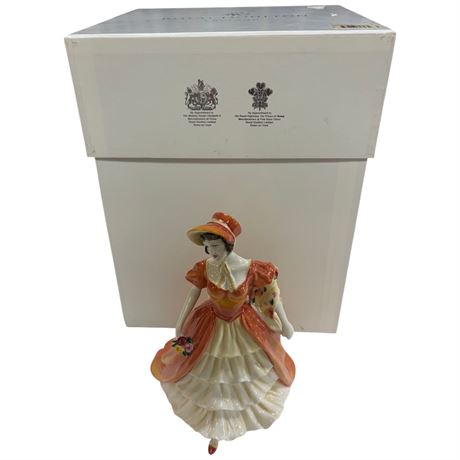 Royal Doulton Porcelain Figurine Prestige In Original Box