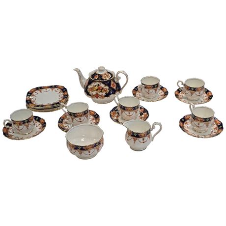 Approx 21 Pieces Of Royal Albert "Heirloom" Tea Set