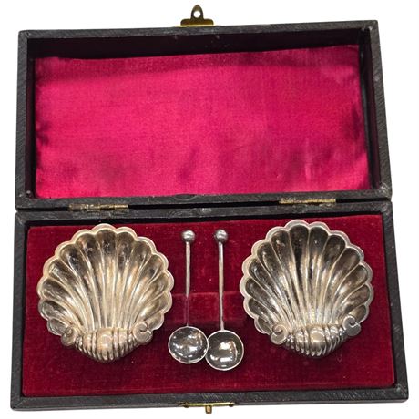 Pair Of Early Silver Clam Shell Salt Bowls, In Original Case