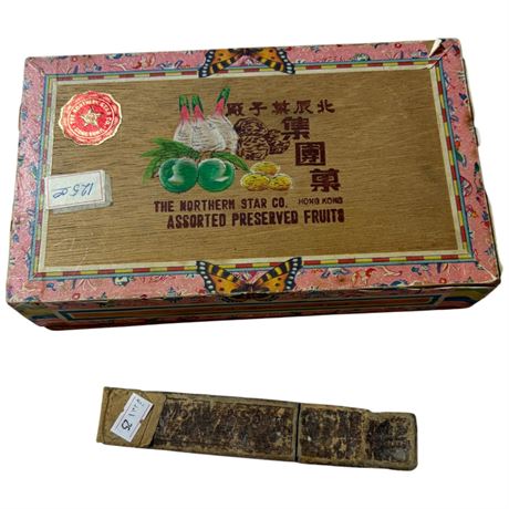 Vintage Northern Star Fruit Box & Straight Razor