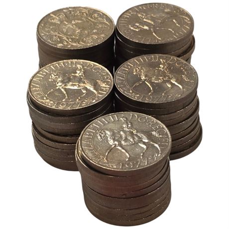 Approx 50, British 1977 Elizabeth II Commemorative Coins