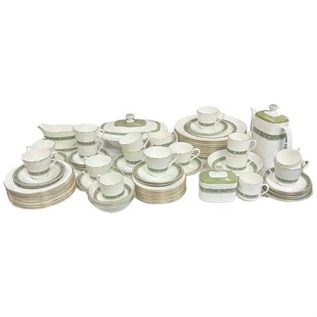 Approx 73 Pieces Of Royal Doulton "Rondelay" Dinner Set