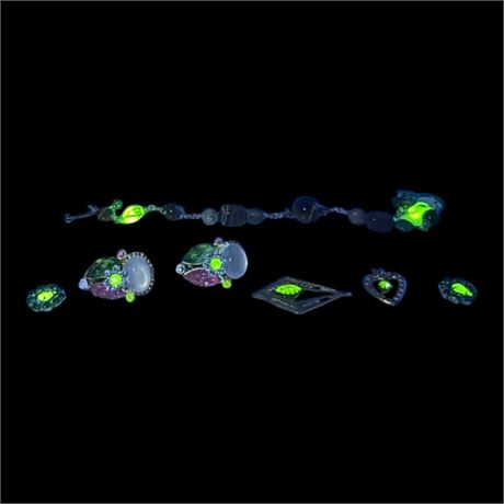Assorted Uranium Glass Jewelry