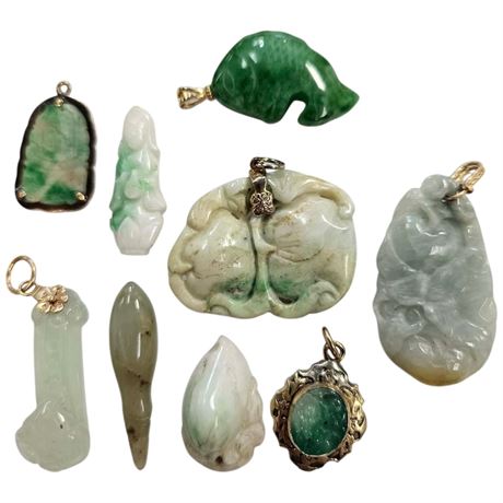 9 Pieces Of Chinese Jade Pendants & Other Carved Items