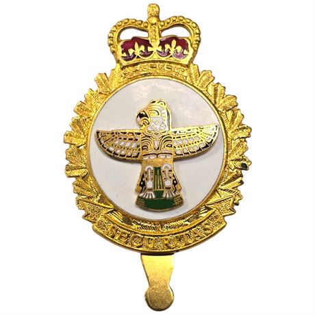 Vintage Canadian Armed Forces Military Police Cap Badge