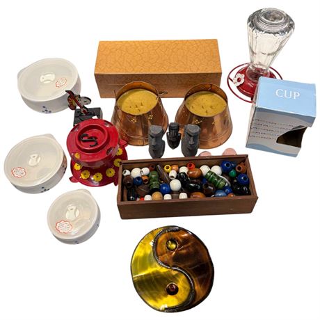 Assorted Collectibles, Knife Set, Yingyang, Hummingbird Feeder, Etc..