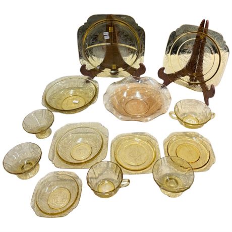 13 Pieces Of Yellow Depression Glass, Plates, Cups, Bowls Etc..