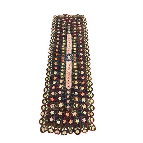 Vintage Embroidered Cloth Runner