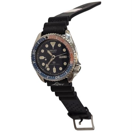 Seiko 2 Tone Divers 150M Watch