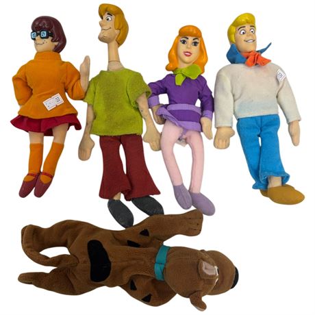 Vintage Scooby-Doo Vinyl & Cloth Figurines
