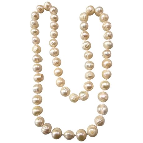 Fresh Water Pearl Necklace