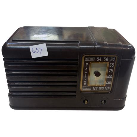 Vintage Rca Victor Counter Top Radio, Model H-52