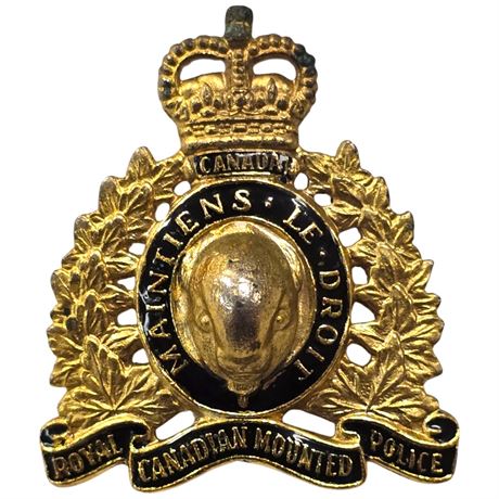 Vintage Canadian RCMP Maintiens Le Droit Cap Badge