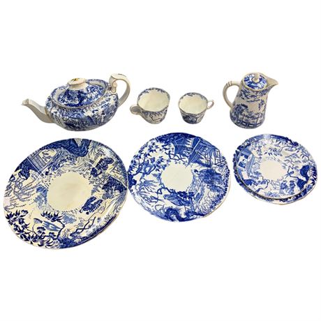 8 Pieces Of Royal Crown Derby, Tea Pot, Plate, Cups , Etc..