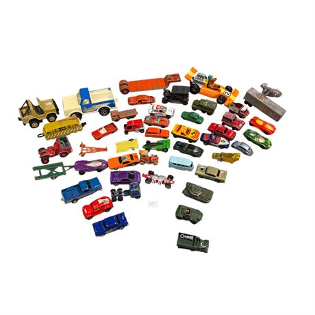 Assorted Vintage Toy Cars, Lesney, Hot Wheels, Etc..
