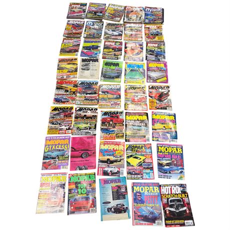 Large Assortment Of Vintage Mopar Books