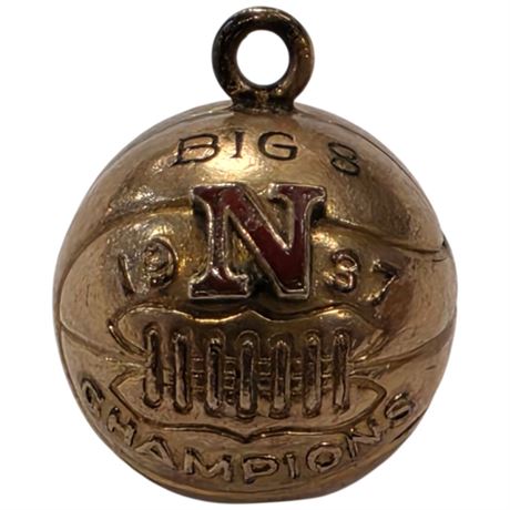 9ct Gold Big 8 1937 Champions N Ornament