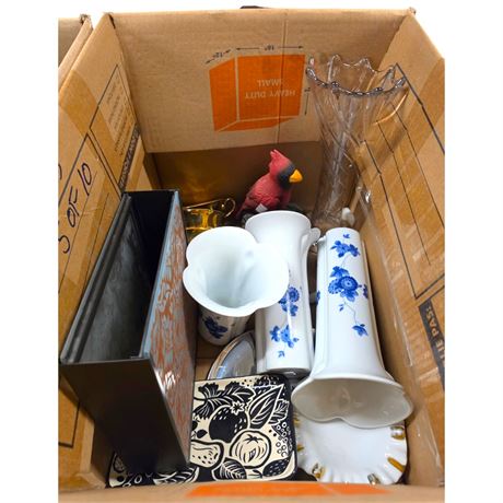 Assorted Decorative Vases And Home Decor