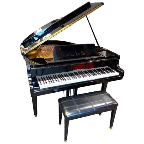 D.H. Baldwin Black Baby Grand Piano Model C142